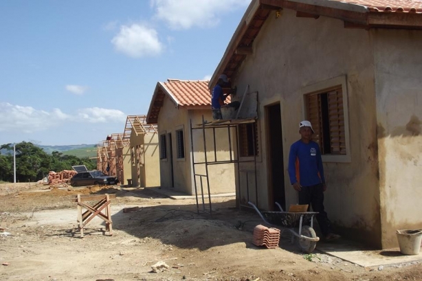A prefeitura de Recreio constr&oacute;i 31 casas dentro do Programa Minha Casa, Minha Vida