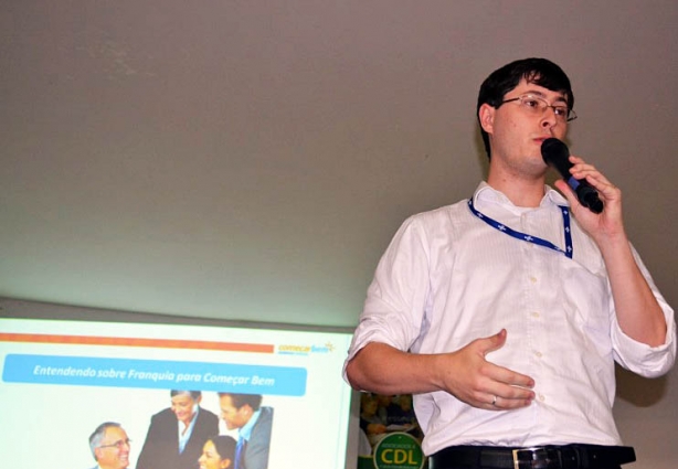 Bruno Rodrigues, consultor do Sebrae-MG, falou sobre franquia para empresários e acadêmicos