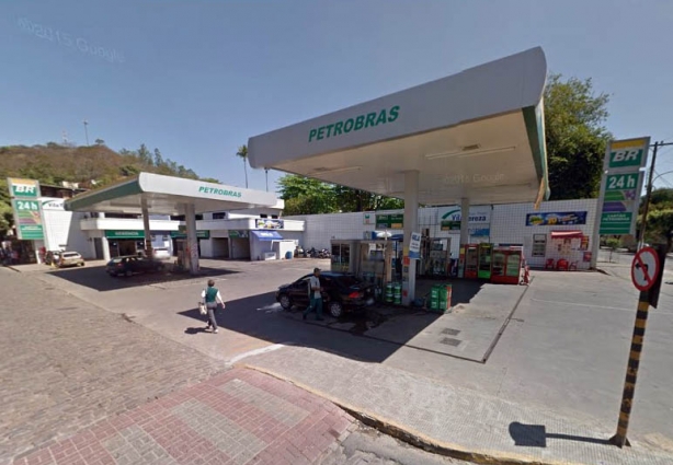 Dois rapazes assaltaram o Posto Vila Tereza no meio desta manhã (Foto reprodução do Google Street View)