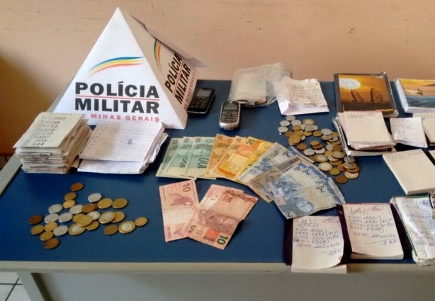 Material usado em jogo de bicho foi apreendido pela Polícia Militar em Itamarati de Minas