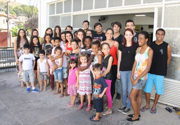 O Instituto Francisca de Souza Peixoto desenvolve atividades variadas beneficiando a população em geral