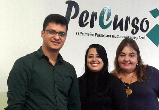 Gustavo Romanhol, Cíntia Cardoso e Marcela de Sousa, estão à frente do Aleia, curso de Redação 