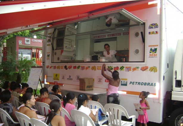 A unidade móvel do Programa Cozinha Brasil, que estará em Leopoldina a partir do dia 20 de outubro