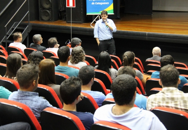 Empresários e estudantes participaram do Seminário promovido pelo SEBRAE-MG nesta tarde de terça-feira