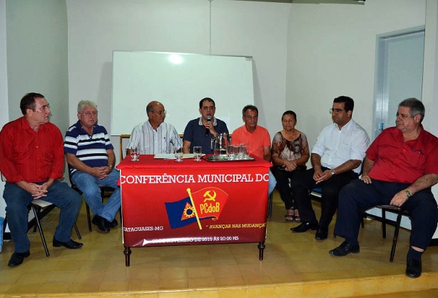 Alex Carvalho afirmou que Cesinha ser&aacute; o primeiro prefeito reeleito da hist&oacute;ria de Cataguases