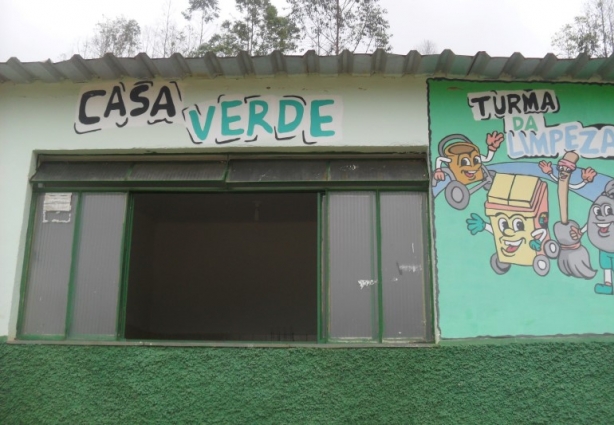 A Casa Verde é um projeto de educação ambiental que funcionará dentro da Estação de Transbordo de Resíduos Sólidos, antigo lixão