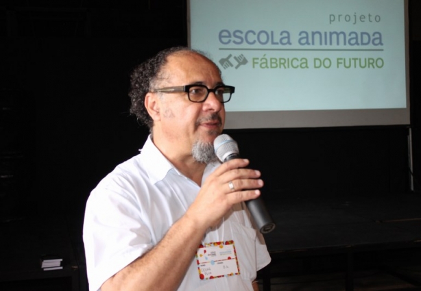 César Piva, coordenador da Fábrica do Futuro, informou que a ação envolveu 200 pessoas