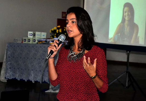 A publicitária Marcelle Xavier fez a primeira palestra do evento 