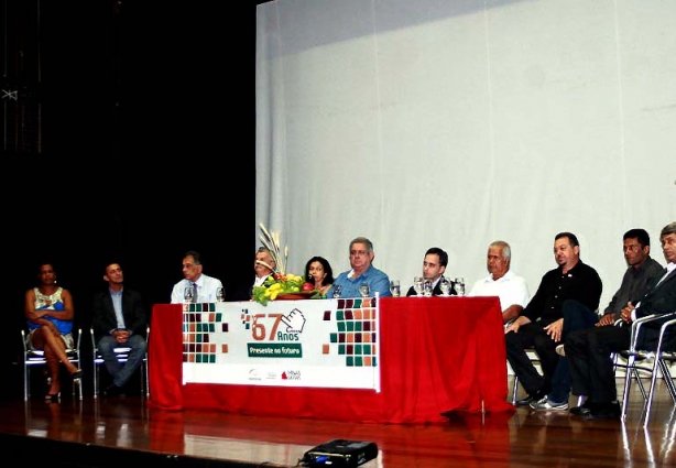 A solenidade festiva aconteceu no Centro Cultural Humberto Mauro