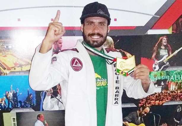 O atleta de artes marciais conquistou uma importante vitória na seletiva realizada no último final de semana