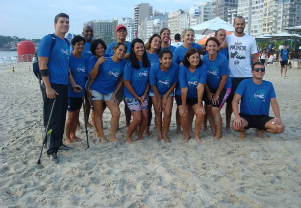 Equipe de natação do Remo durante a segunda etapa do Rei e Rainha do Mar em setembro