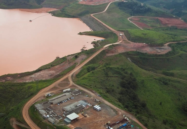 Espertalhões espalharam em redes sociais que barragem de uma mineradora em Miraí estaria com rachadura (foto ilustrativa)