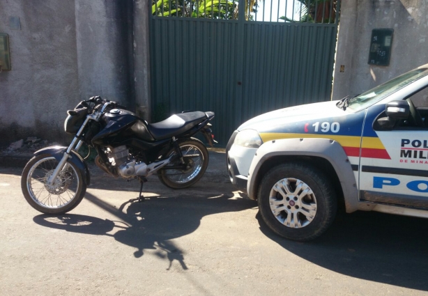 A motocicleta havia sido furtada no domingo 
