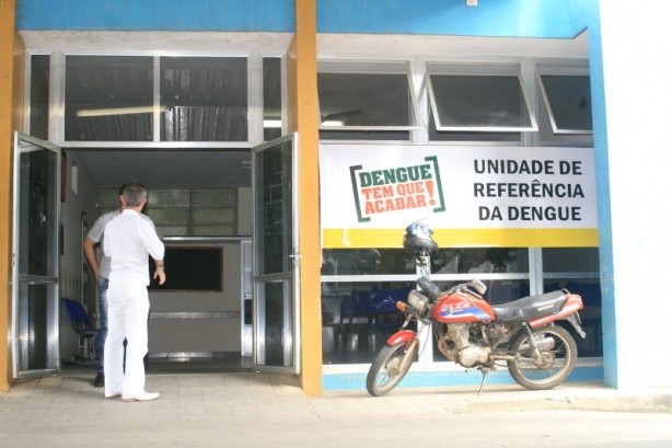 A Unidade de Refer&ecirc;ncia em Dengue em Cataguases funciona em frente ao Hospital de Cataguases