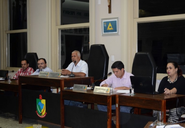 A sessão da Câmara Municipal fará homenagem às mulheres tendo em vista o Dia Internacional da Mulher