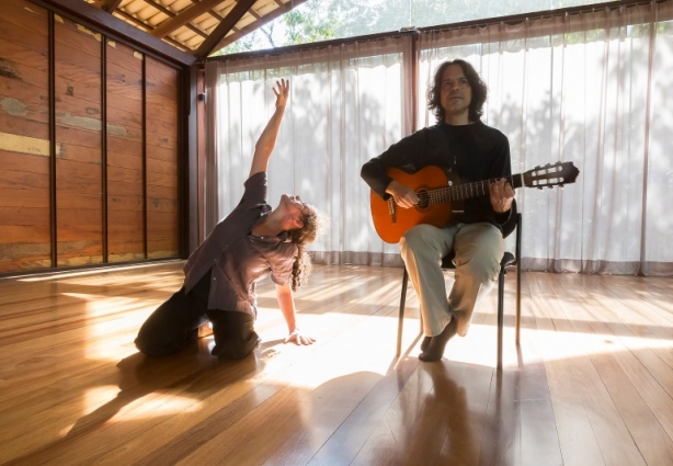 Renato Motha vai apresentar o espetáculo "Concerto para Dança e Música".