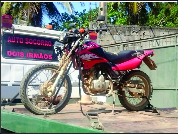 Uma das motos recuperadas pela Pol&iacute;cia neste domingo: esta foi furtada em Piacatuba