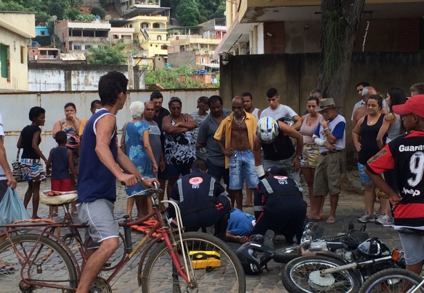 A vítima recebeu o socorro ainda no local do acidente e foi encaminhada ao Hospital de Cataguases