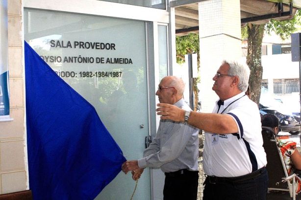 Eloysio de Almeida e Bil Crepaldi inauguram a nova Sala de Emerg&ecirc;ncia do Pronto-Socorro do Hospital de Cataguases