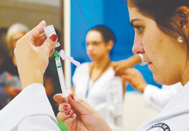A vacinação contra a gripe vai recomeçar nesta terça-feira, 10, em Cataguases