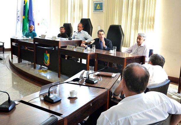 A reunião aconteceu esta manhã na Câmara Municipal