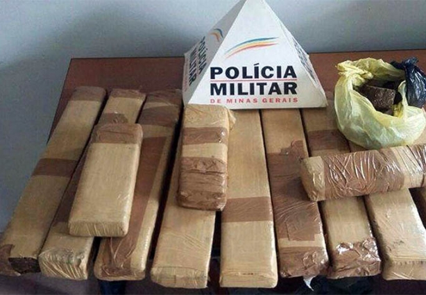 A droga foi encontrada em vários locais dentro de uma residência em Recreio