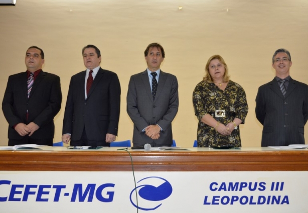 A solenidade de transmissão de cargo aconteceu no auditório do Cefet em Leopoldina nesta terça-feira, 24 de maio