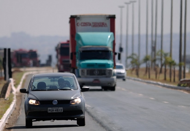 A lei vai entrar em vigor daqui a quarenta e cinco dias. Este é o prazo de adaptação para os motoristas