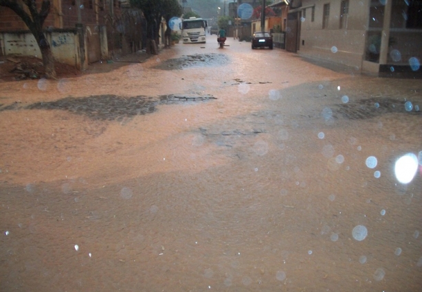 O temporal surpreendeu a população de Recreio e causou contratempos