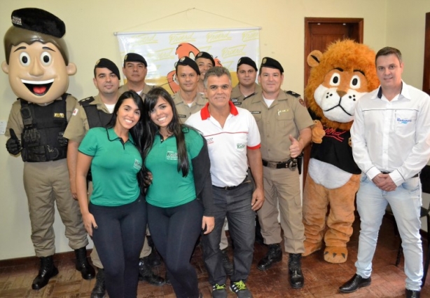 Proerd, programa de combate ás drogas nas escolas, ganhou patrocinadores e dois personagens