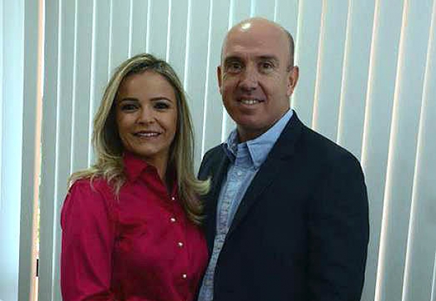 Os médicos Flávio Reis Gouvêa e sua esposa Mõnica