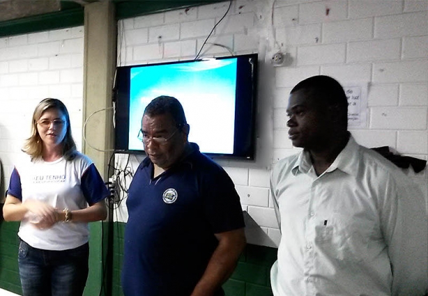 Eliane Medeiros, diretora da UNOPAR, Ivan Rosa diretor do Caic e Marcos Gabriel da empresa de Contabilidade
