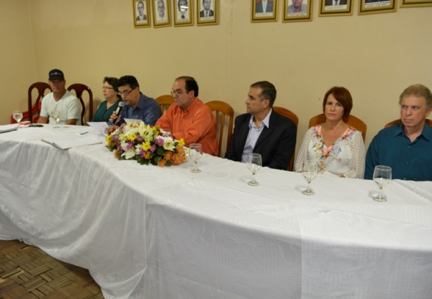 A solenidade de posse da diretoria e Conselho Fiscal aconteceu na Sala do Conselho