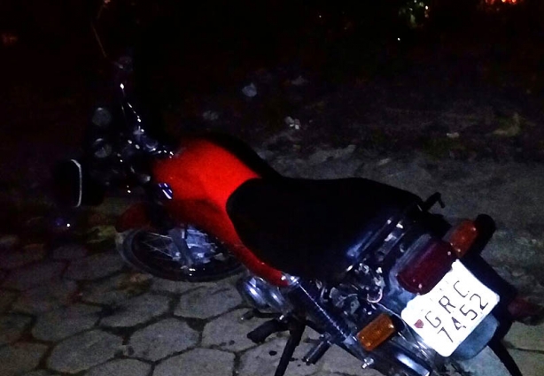 A motocicleta foi furtada no final de junho último em Astolfo Dutra e vendida por R$600 reais ao rapaz que havia conquistado a liberdade provisória