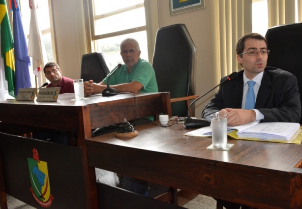 O Promotor Rodrigo de Barros disse que houve uma sangria para com o município
