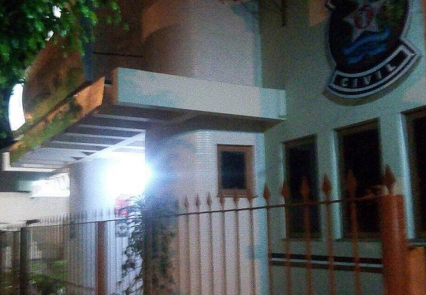 Fachada da Delegacia de Polícia Civil de Pirapetinga, onde Paulão se apresentou nesta tarde