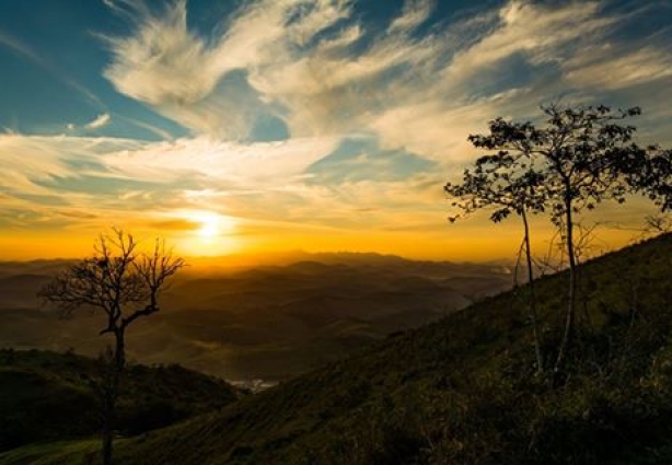 Foto vencedora do primeiro concurso de fotografia do Circuito Serras e Cachoeiras de autoria de Ulisses Silva Oliveira