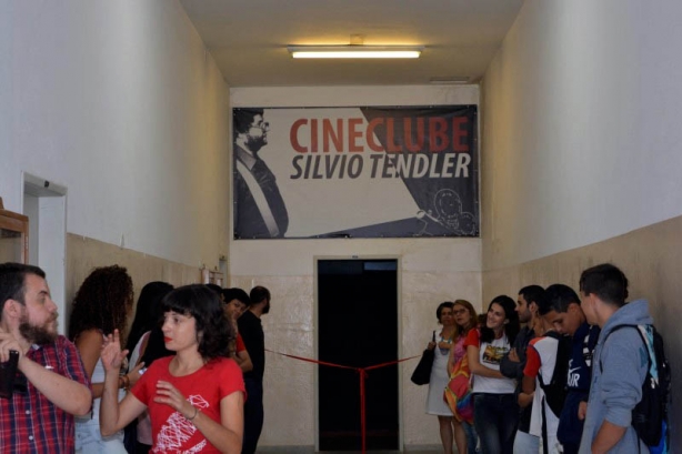 Entrada do Cineclube Silvio Tendler, que foi inaugurado recentemente nas depend&ecirc;ncias do IFSudeste/Col&eacute;gio Cataguases (Arquivo: Site Marcelo Lopes)