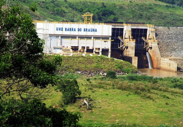 A água da represa formada pela UHE Barra de Braúna está imprópria para banho e pesca