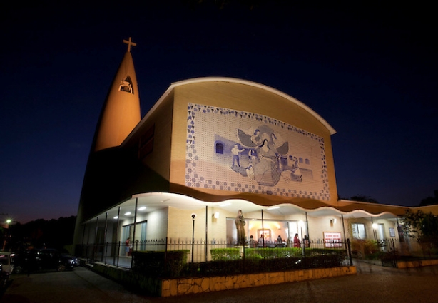 O Santuário de Santa Rita de Cássia é um dos cartões postais da cidade (Foto: Léo Drumond)