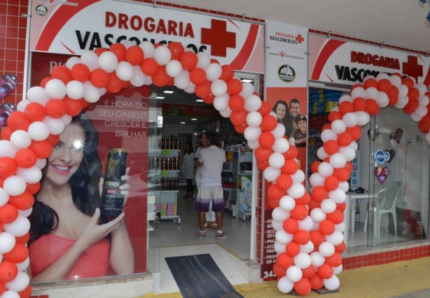 A nova drogaria de Cataguases oferece espaço para om bom atendimento, preços competitivos e qualidade no atendimento