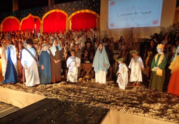 A Cantata de Natal do Carmo emocionou o público e abre as festividades natalinas no município