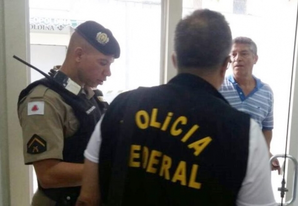 Policiais federais fizeram perícia no local e vão emitir um laudo técnico em até sessenta dias