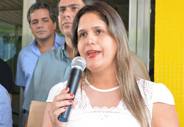 Aline Almeida, diretora da GRS-Leopoldina negou a existência da doença na região, mas aconselhou todos a tomarem a vacina