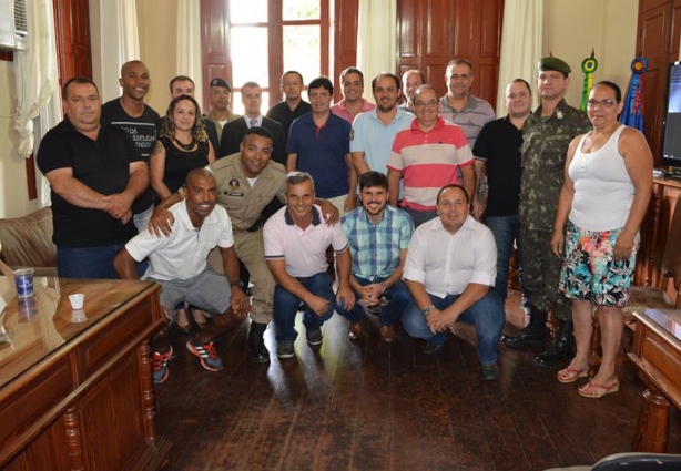 A reunião teve quase duas horas de duração e reuniu as forças de segurança do município que vão atuar em conjunto neste Carnaval