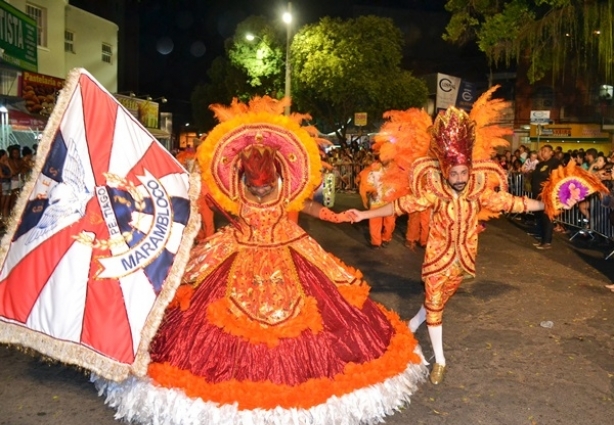 Nesta sexta-feira aconteceu a primeira noite de desfiles das agremiações carnavalescas