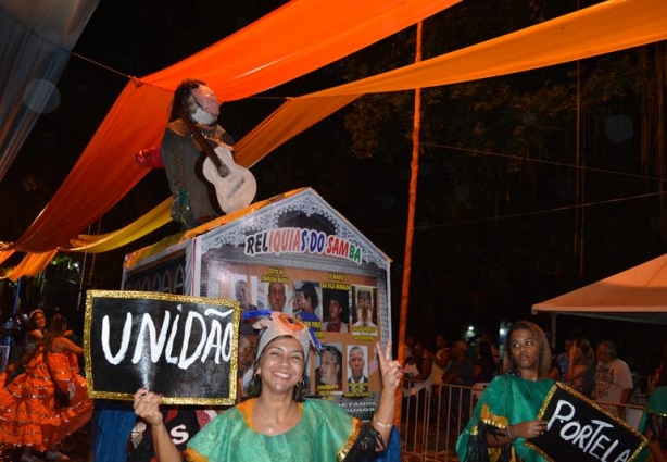 O Metanol fez uma homenagem às agremiações carnavalescas do passado lembrando a história do carnaval