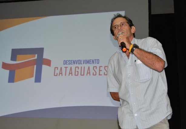 Ricardo Mattos durante a abertura do evento que explicou sobre a criação do Conselho de Desenvolvimento de Cataguases