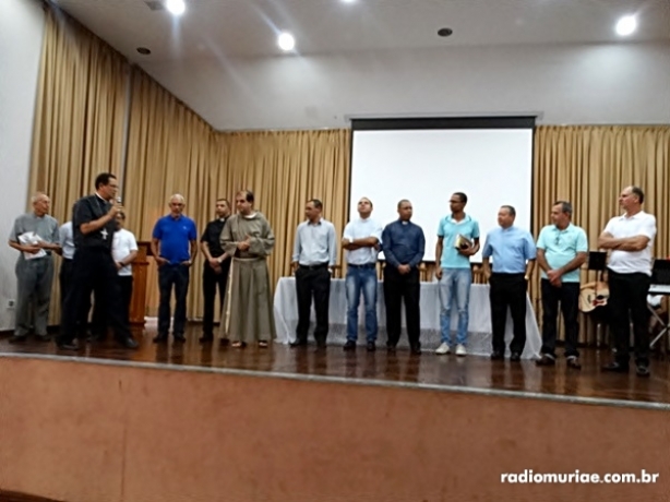 O encontro reuniu religiosos e autoridades municipais de 34 munic&iacute;pios da diocese de Leopoldina