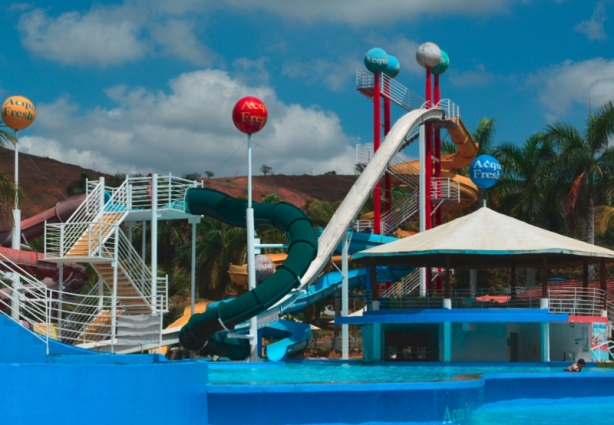 Um acidente no brinquedo toboágua obrigou o parque aquático a pagar uma indenização de mais de R$ 11 mil 